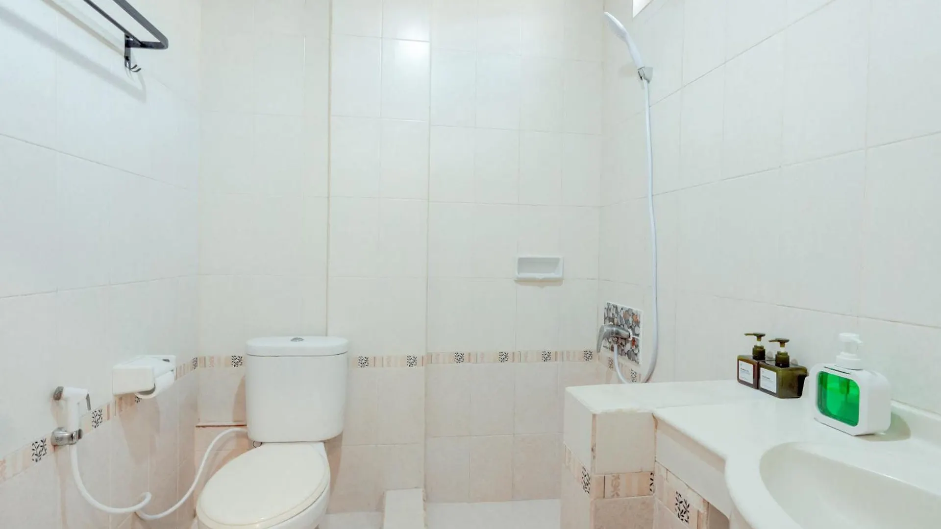 Urbanview Hotel Rasa Sayang Inn Tanjung Benoa Bali Kuta Selatan