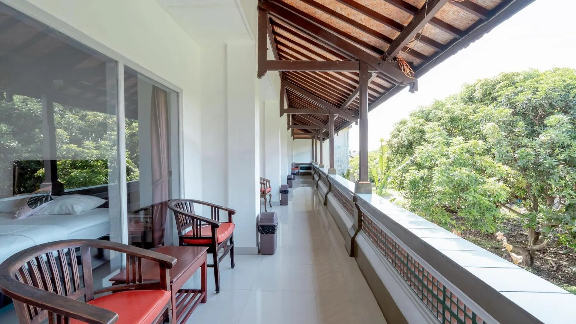 Urbanview Hotel Rasa Sayang Beach Tanjung Benoa Bali Kuta Selatan
